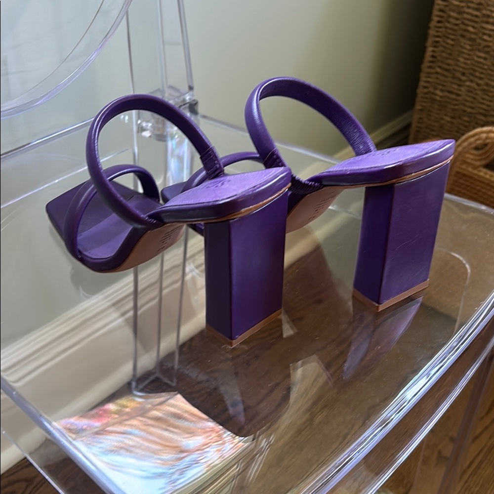 SCHUTZ Purple Block Heel Sandals with Strappy Design - Picture 4 of 6